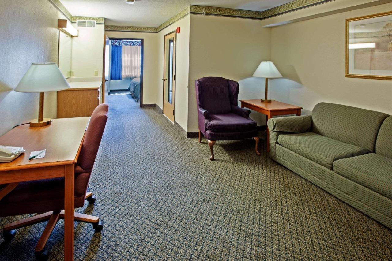 Country Inn & Suites By Radisson, Lansing, Mi Exteriör bild