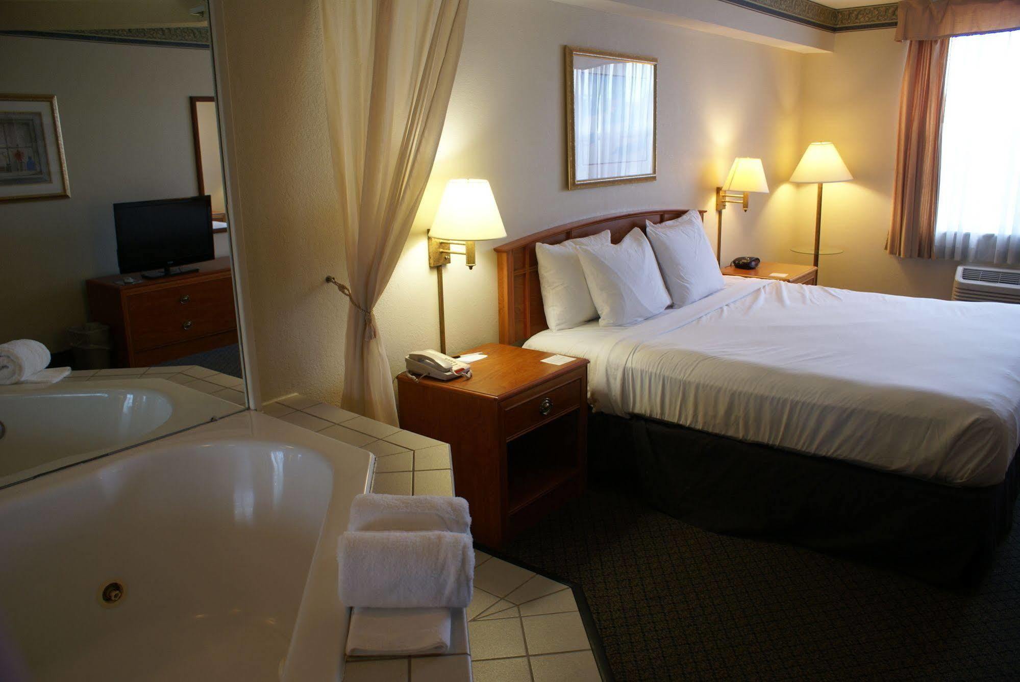 Country Inn & Suites By Radisson, Lansing, Mi Exteriör bild